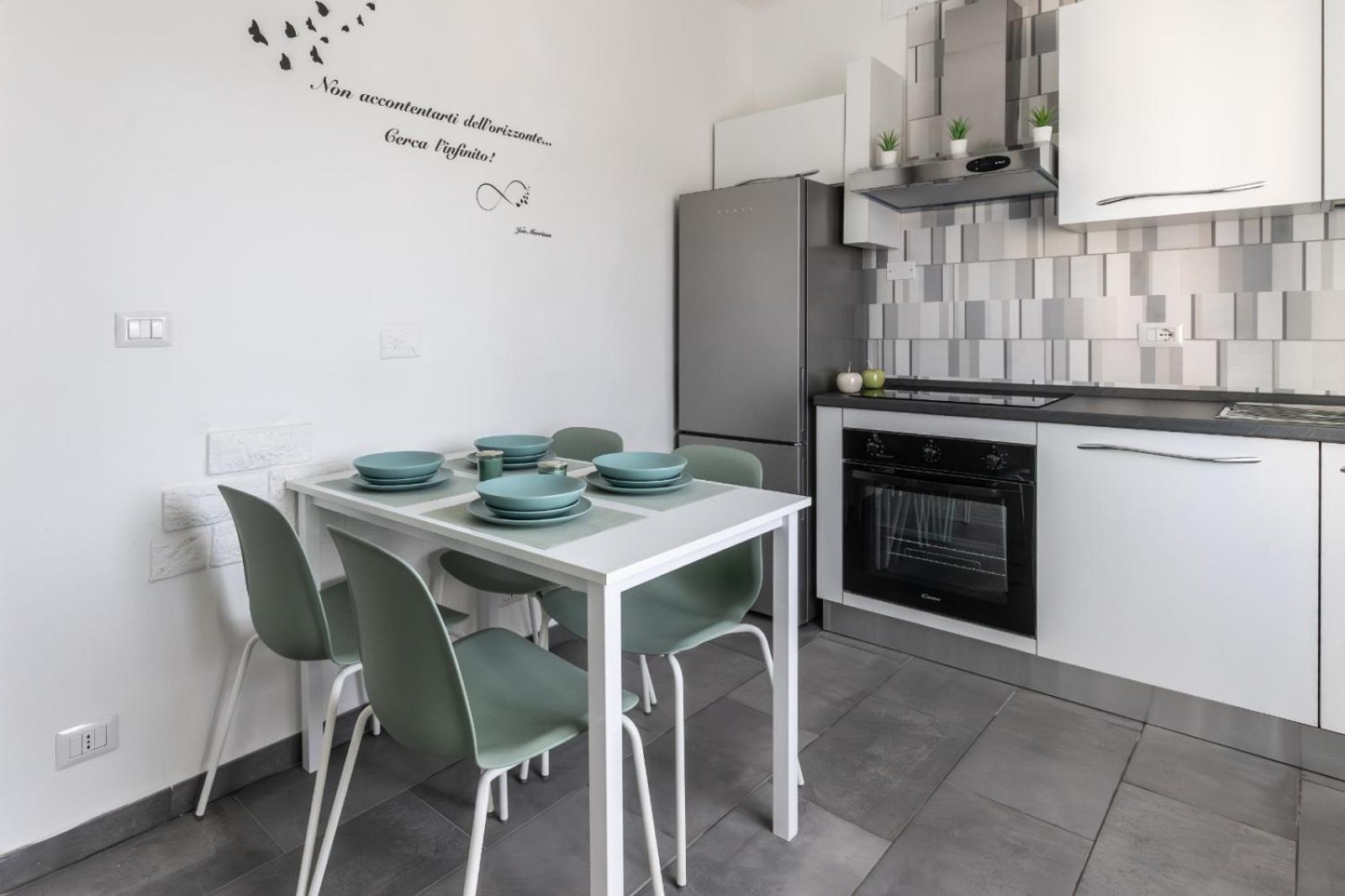 Mariposa Apartment Ливорно Екстериор снимка